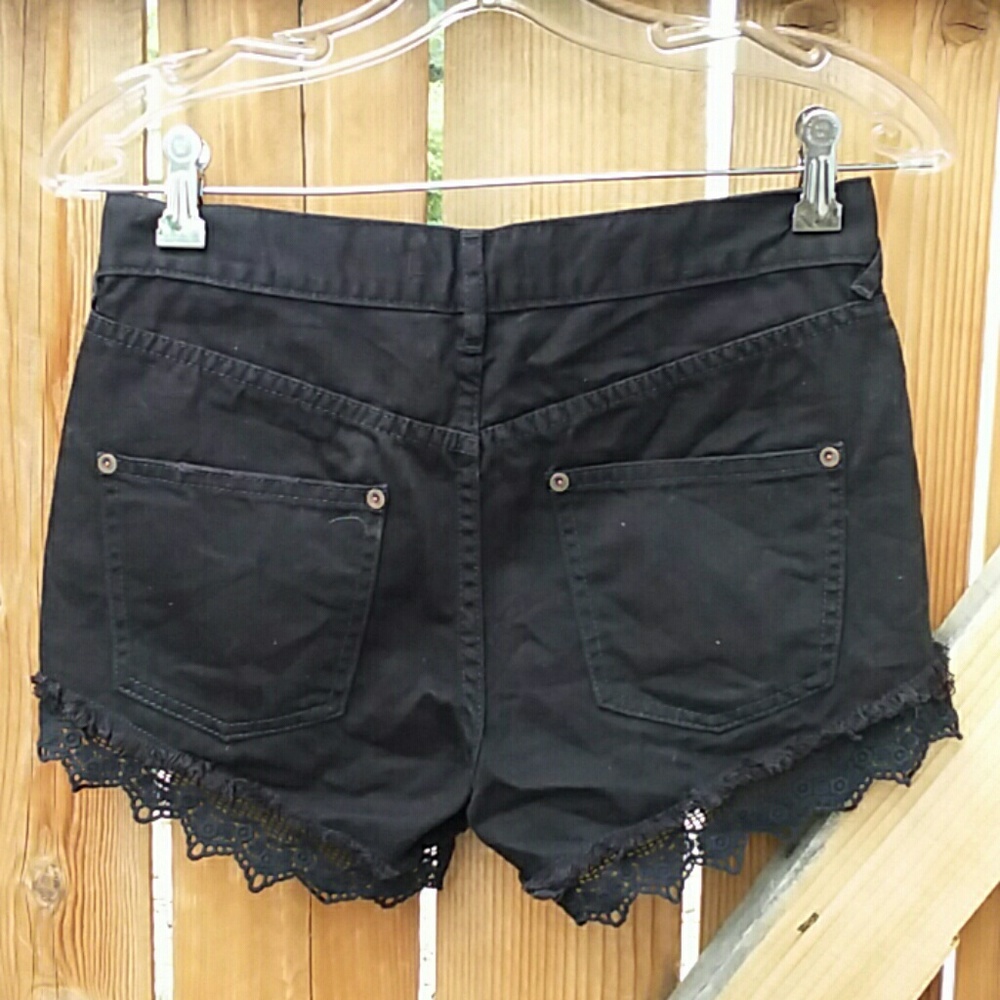 Free People denim high rise shorts crochet hem - Picture 4 of 7